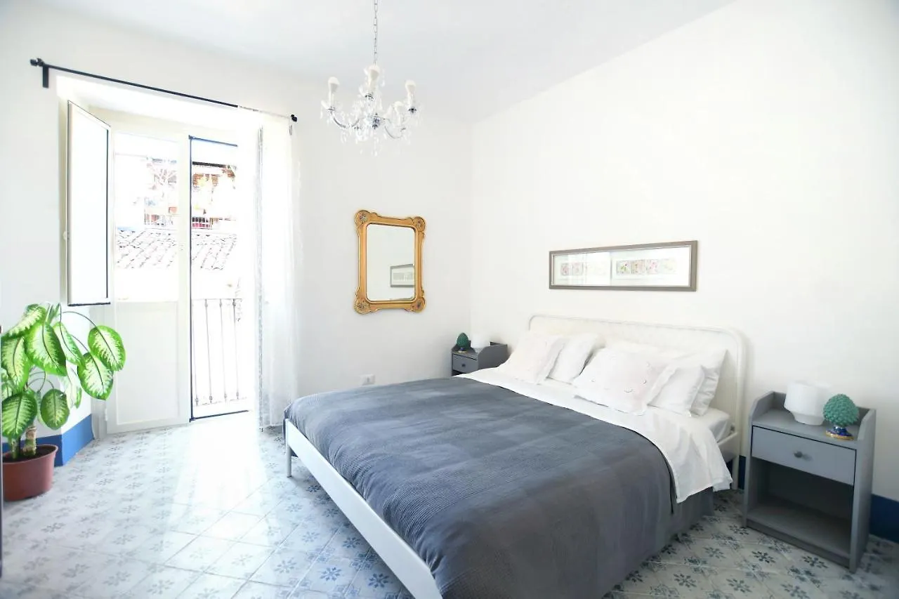 Iflat Dimora Del Cassaro Alla Marina Apartment Palermo Italy